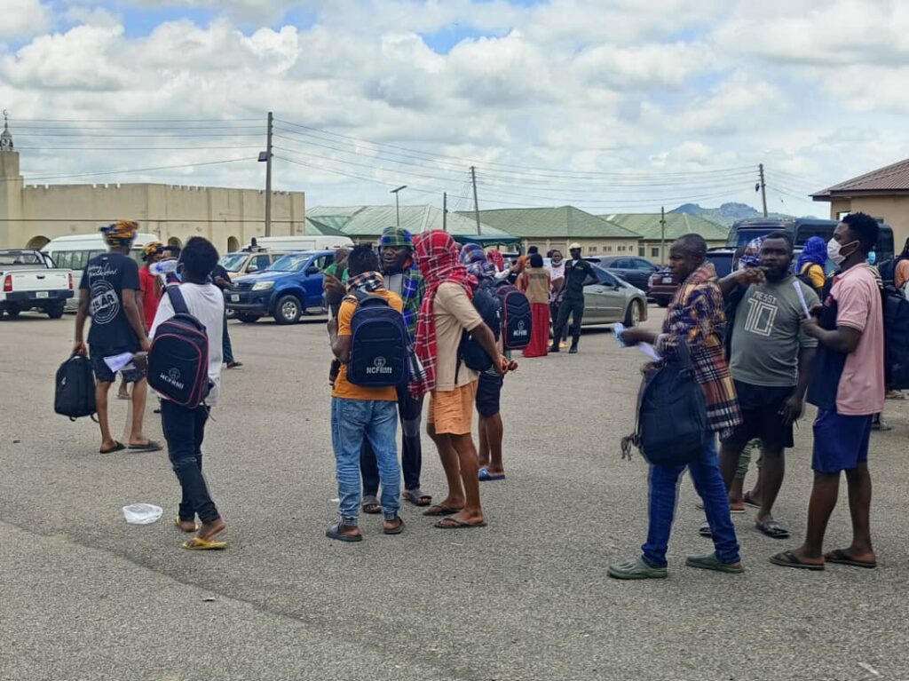 OVER 400 Deportees From UAE Nigerian Received By FG (PHOTOS)