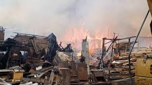 JUST IN:  Plank Market Gutted By Fire In Lagos (PHOTOS)