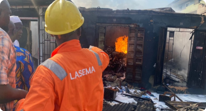 Fire Ravages Lagos Market, Destroying Properties Worth Millions (PHOTOS)