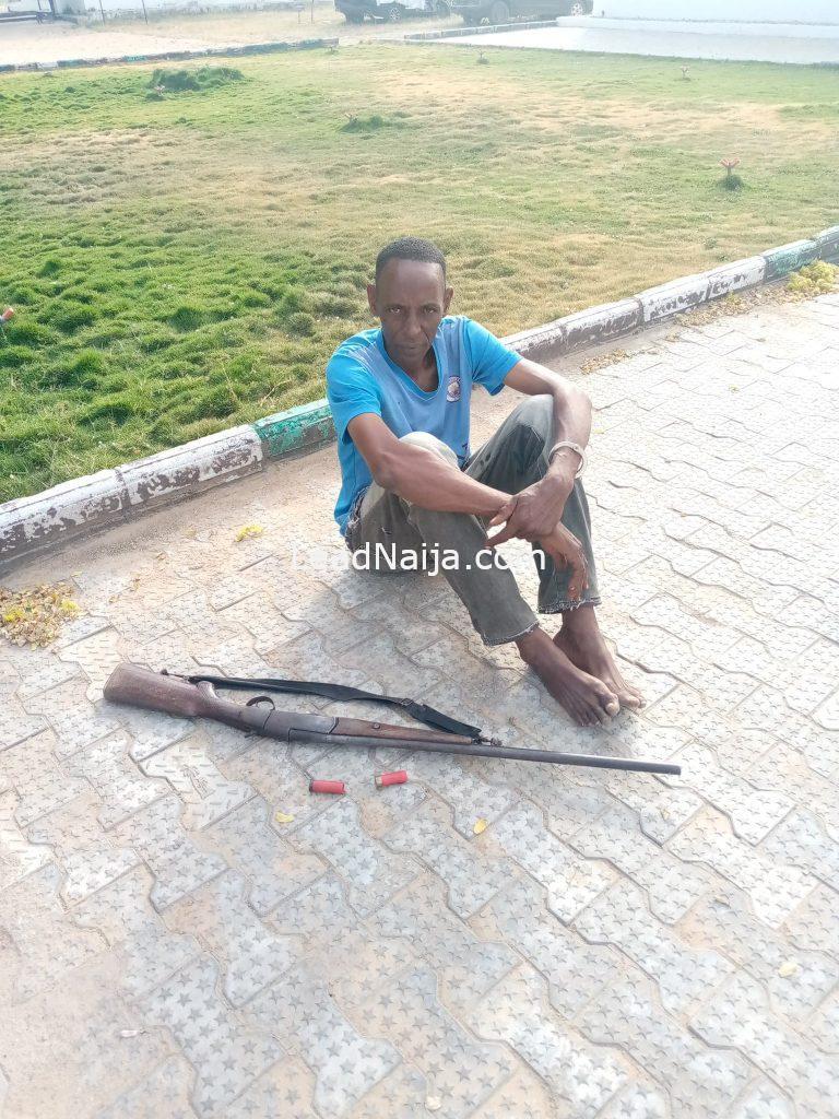 Soldier Arrest Suspected Gunrunner, Recover Submachine Gun in Taraba (PHOTOS)