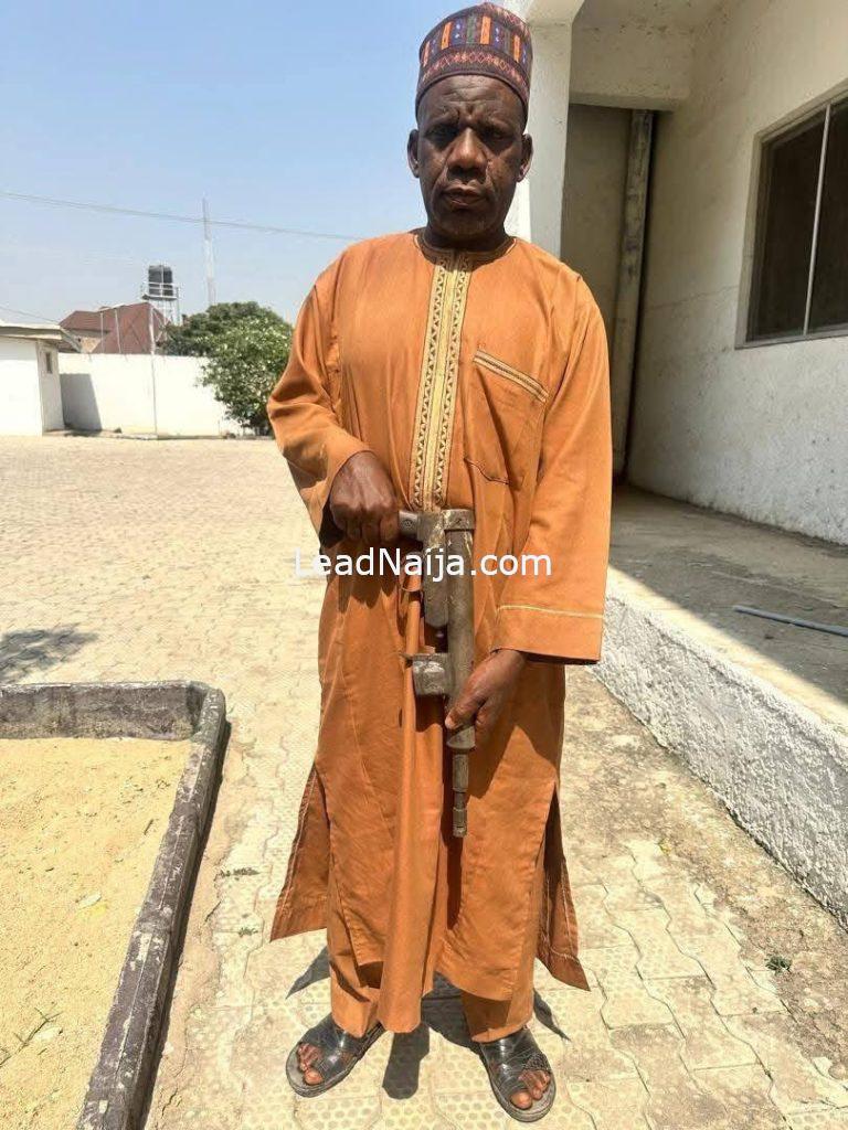 Soldier Arrest Suspected Gunrunner, Recover Submachine Gun in Taraba (PHOTOS)