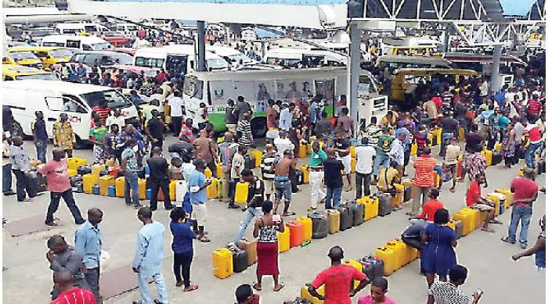 Motorist Stranded As Oil Marketers Shut Down Stations, Following The Nationwide Planned Protest