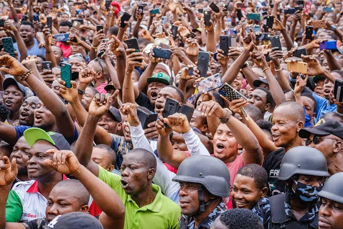 #EndBadGovernanceInNigeria Protest Day 3: Society Urged Protesters To Stop Action