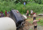 5 Reportedly Dead As Tanker Crushes Bus In Osun State (PHOTOS)