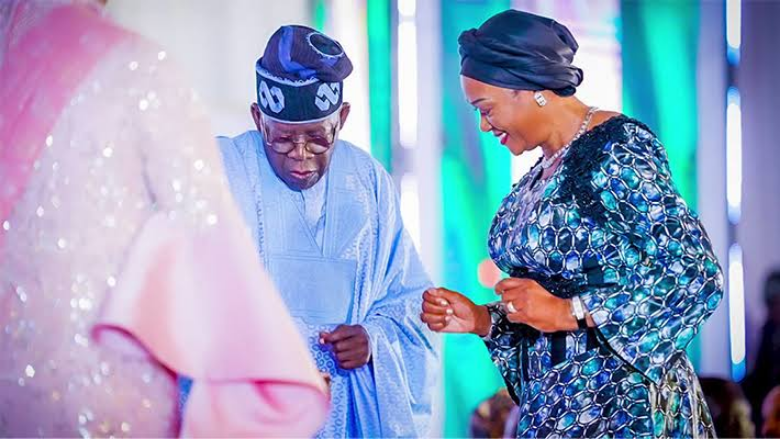 Hardship: FG Spends N701m on First Lady’s Foreign Trips in Three Months