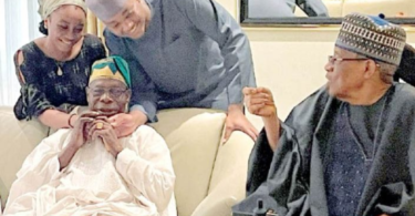 Insecurity: Former Nigeria President Olusegun Obasanjo With Other Top Leaders In Close Door Meeting, Mina