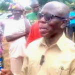 Edo People Jubilate As Oshiomhole Distributes 11,000 Bags of Rice for Christmas