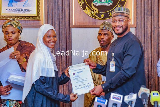 SUDAN CRISIS: Governor Dauda Lawal Offers Automatic Employment To 16 Zamfara Nursing Graduates