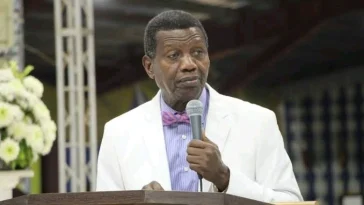 How a Wealthy Man Offered To Give Me His 14 Houses If We Can Pray For Him To Sleep - Pastor Adeboye Share Touching Story