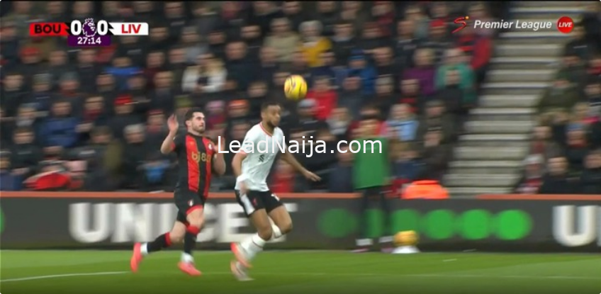 Premier League: BOU 0-1 LIV: Controversial Referee & VAR Call Favor Liverpool in First Half