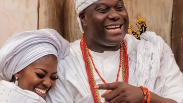 Moment Ooni of Ife Receives Olori Ashley, Baby Into Palace