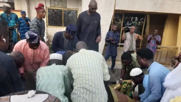 Seyi Makinde, Bereaved As Ex-Oyo PDP Guber Candidate, Adeojo Lay To Rest In Ibadan (PHOTOS)