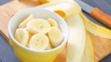 Benefits of Eating a Banana Daily