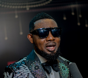 Eid-el-Kabir: Comedian AY Reacts To Man's Brave Encounter With Aggressive Cow In Ijebu (VIDEO)
