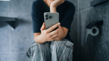 Hidden Risks Of Using Phone In The Toilet You Should Know