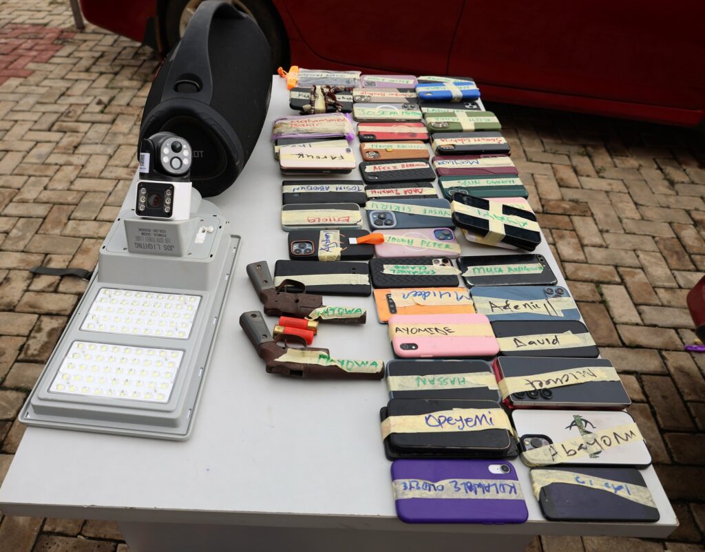 EFCC Apprehend 55 Suspected Internet Fraudsters in Ogun