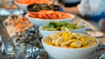 Beware Of These: 13 Things You Should Avoid Eating at a Buffet