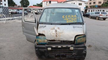 Police Arrest Notorious'One Chance'Kingpin, Bust Gang, Recover Vehicle, Weapons In Lagos (PHOTOS)