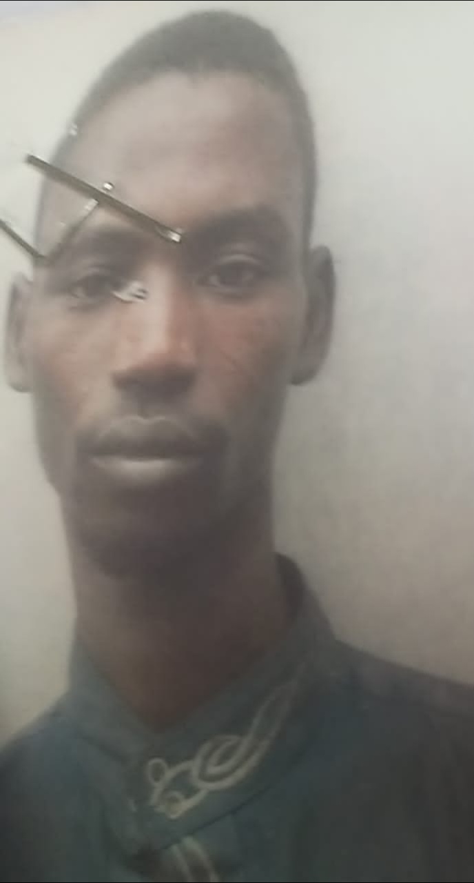 21-year Years Old Suspected Vandal Arrested For Damaging Railway Tracks To Sell As Scraps In Lagos (PHOTO)
