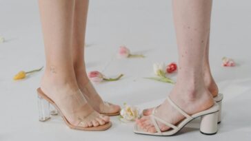 Ladies, Here Are Simple Steps For Smooth Heels