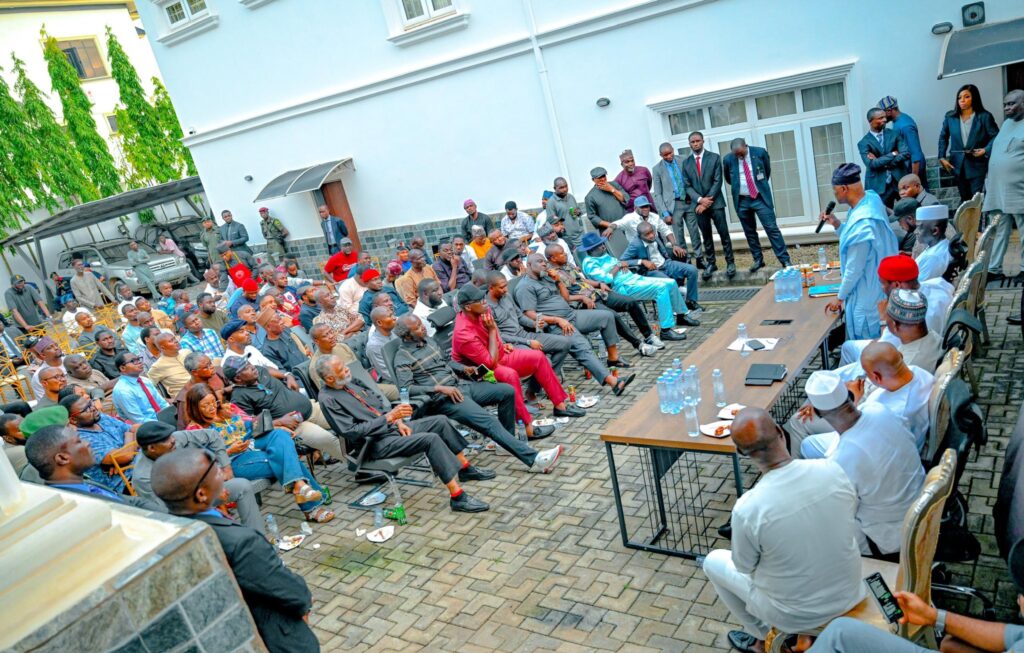 BREAKTHROUGH: Reps' Deputy Speaker Kalu Resolves Indigenous Contractors Crisis With Federal Government