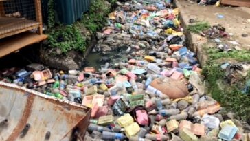 BREAKING: Broken Sewer Lines, Refuse Dumping Threaten Health In Abuja’s Wuse