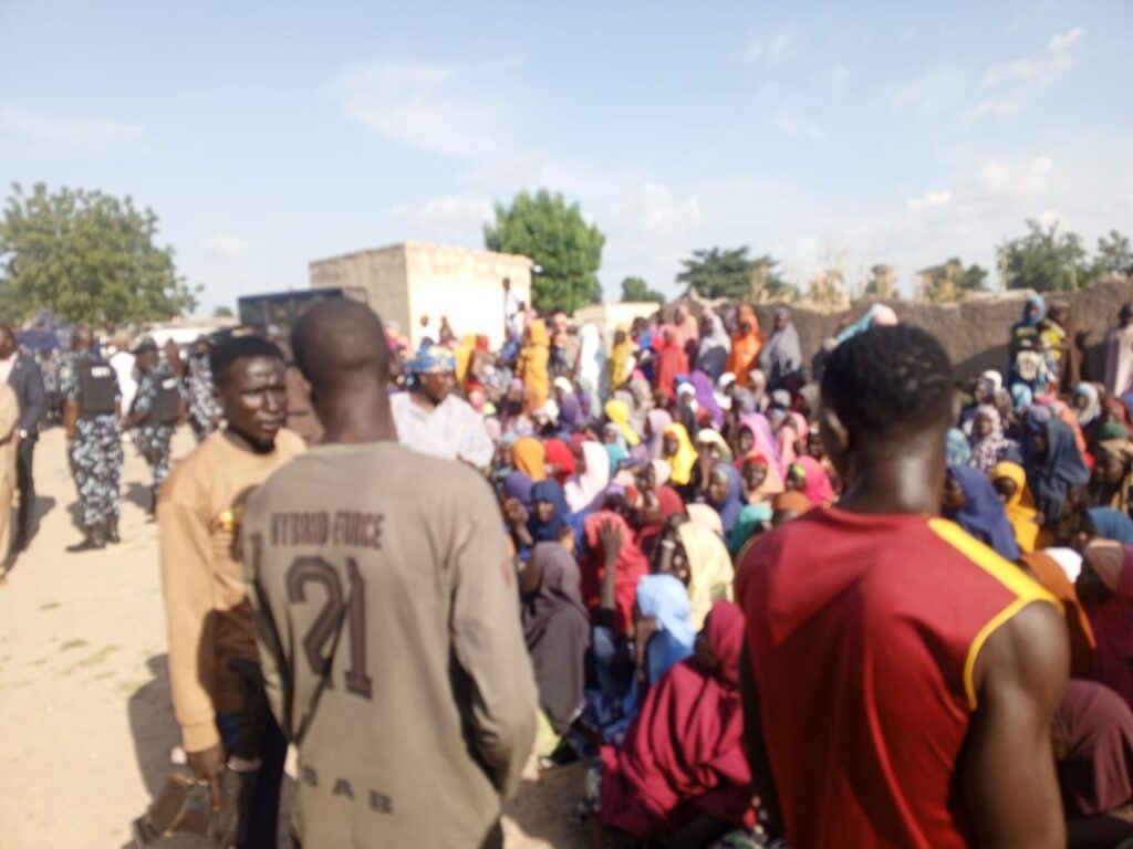 Borno: Governor Zulum Urges Communities To Be Resilient; Assures Kirawa Residents Of  Commitment To Security