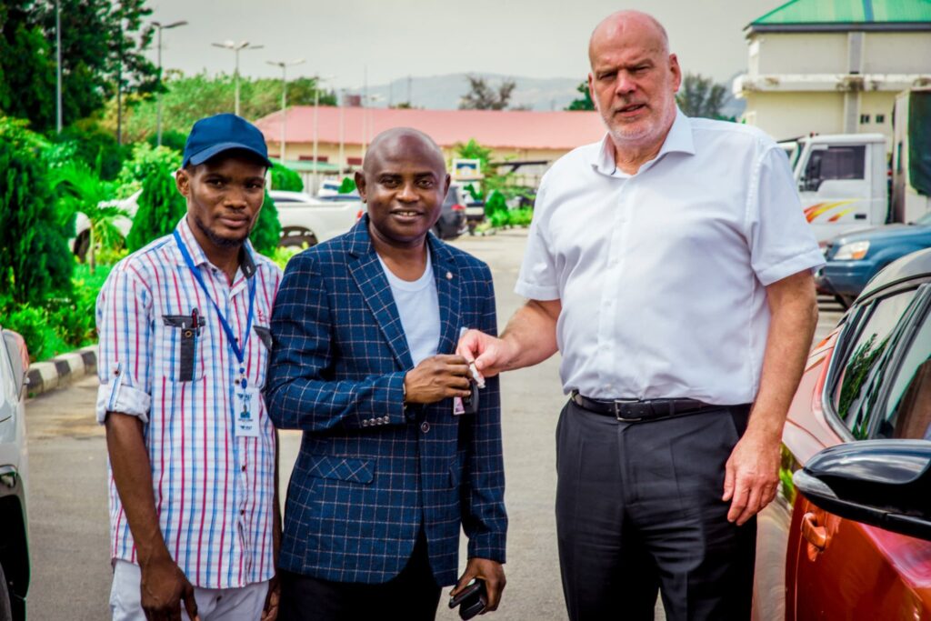 PHOTOS: Police Recover Two Cars Stolen From Netherlands And Shipped To Nigeria