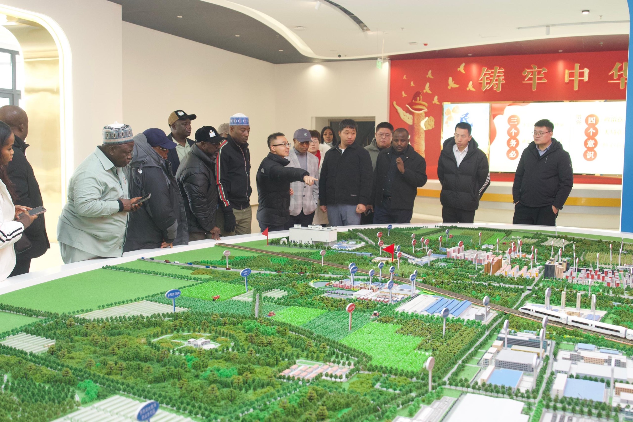 State Government Pushes for 200 Million Dollars Poultry Investment in China