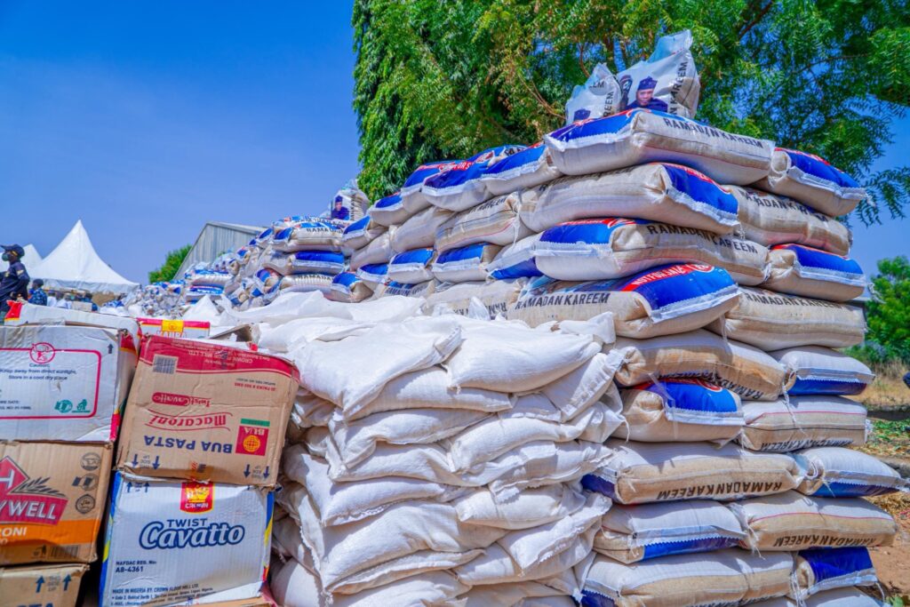 70,000 Beneficiaries: Governor Inuwa Distributes Food Palliatives to Support Vulnerable Households