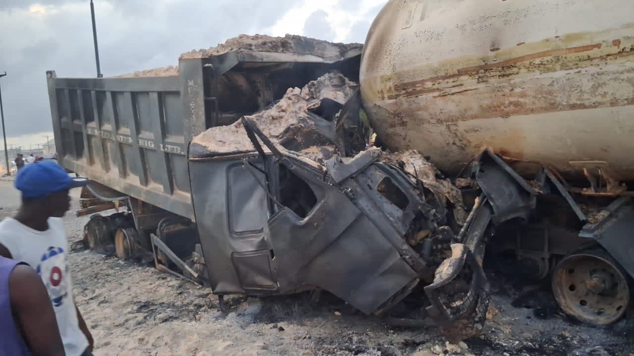 Fatal Gas Tanker Explosion at Sangotedo, LAGOS.