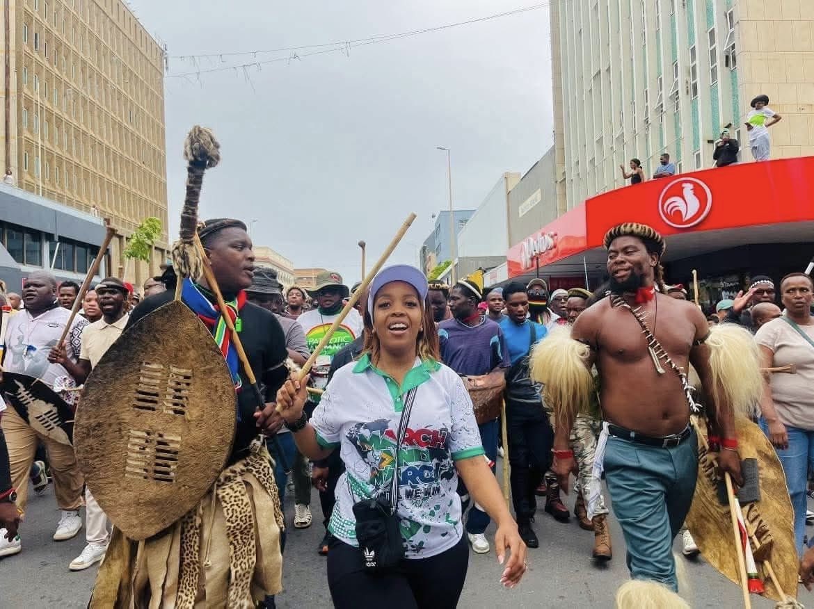 Breaking news: Violent Protest Erupts in East London Over Coronation of Nigerian ‘Igbo King’(PHOTOS)