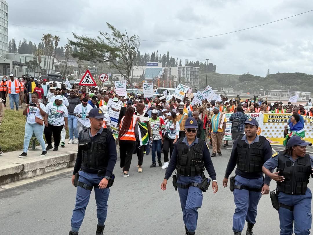 Breaking news: Violent Protest Erupts in East London Over Coronation of Nigerian ‘Igbo King’(PHOTOS)
