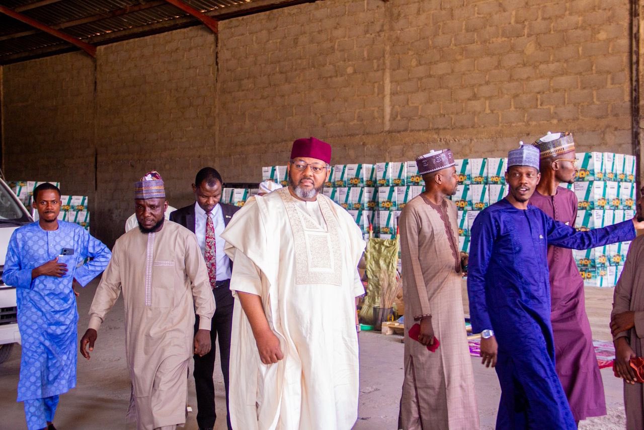 FG Inspects CNG Conversion Kits In Kano Under The Presidential Pi-CNG & EV Initiative